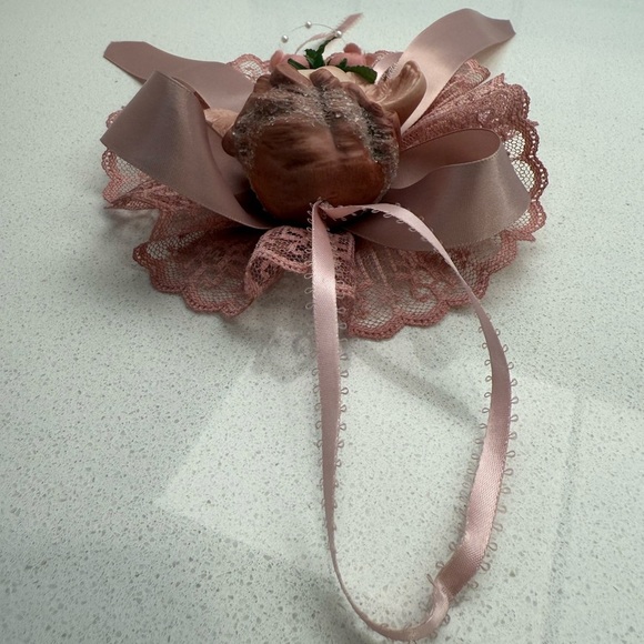 Vintage Victorian Inspired Sleeping Angel Cherub Wall Hanging Ornament - Picture 6 of 10